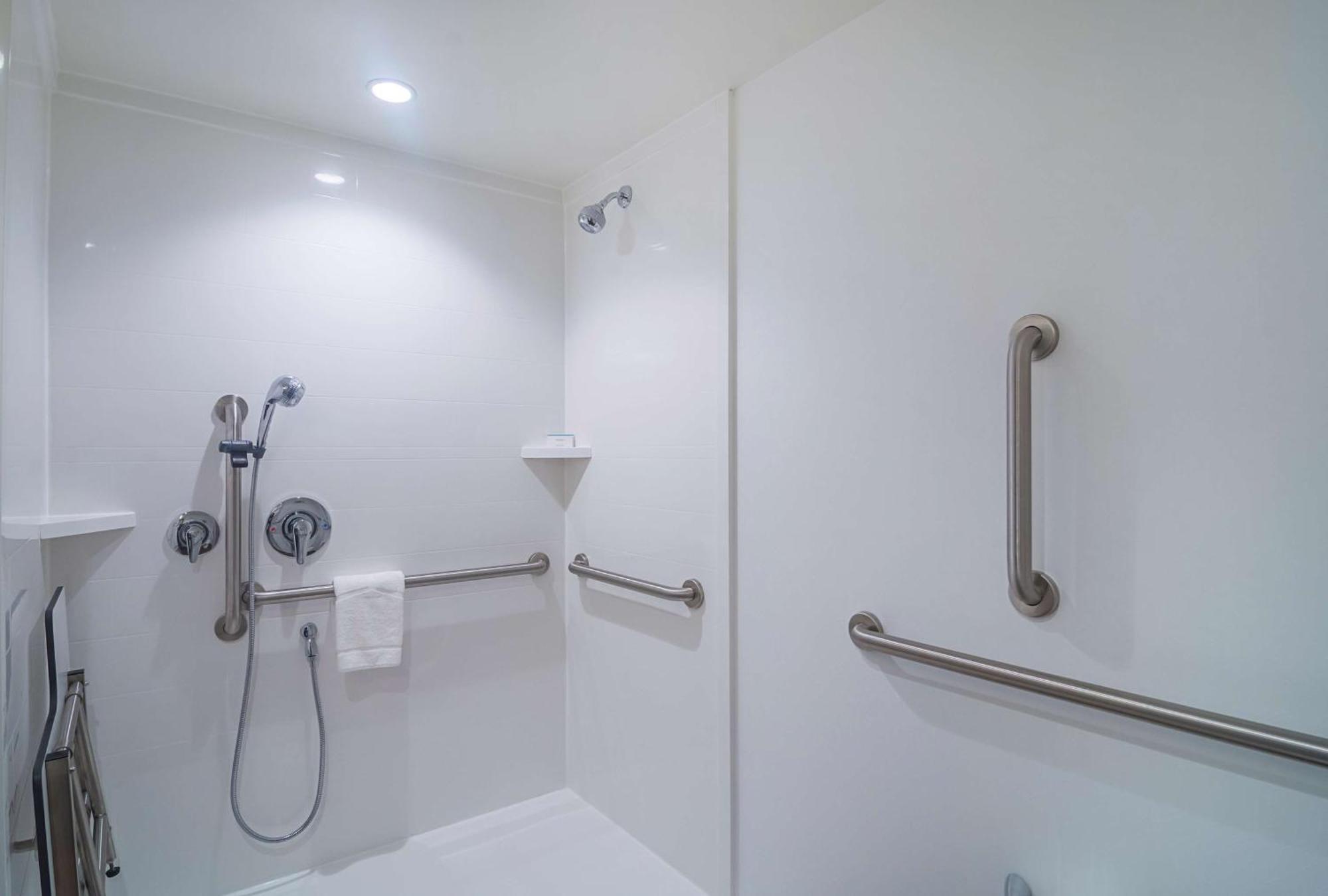 Hampton Inn Chicago North-Loyola Station, Il Dış mekan fotoğraf
